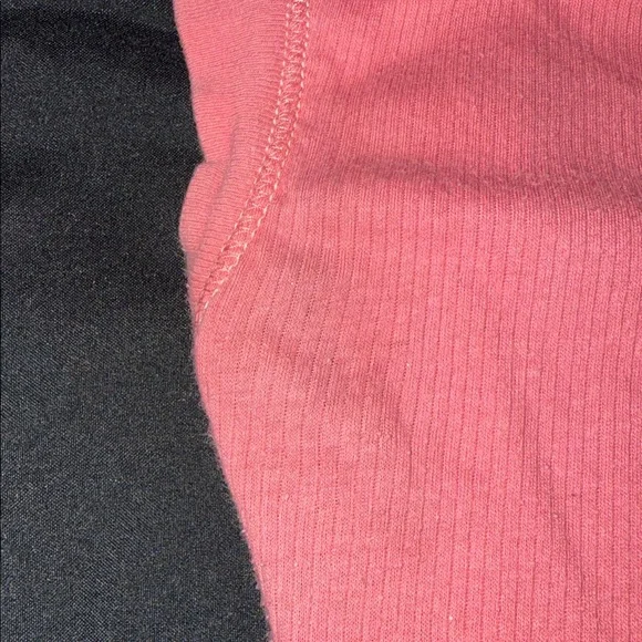 π€ABERCROMBIE & FITCH LIGHT CORAL THIN HENLEY TOP SIZE Mπ€ - Picture 6 of 9